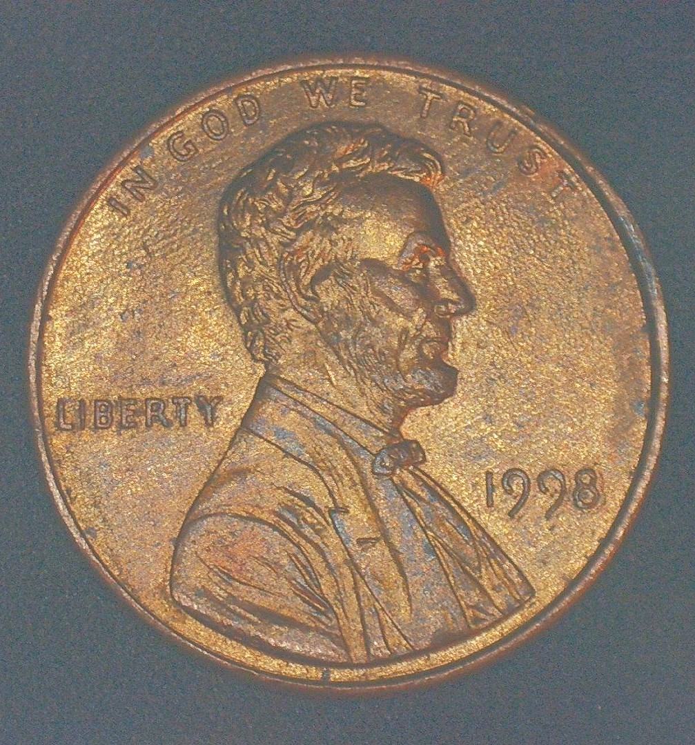 1998-Lincoln-With-Odd-Looking-Date